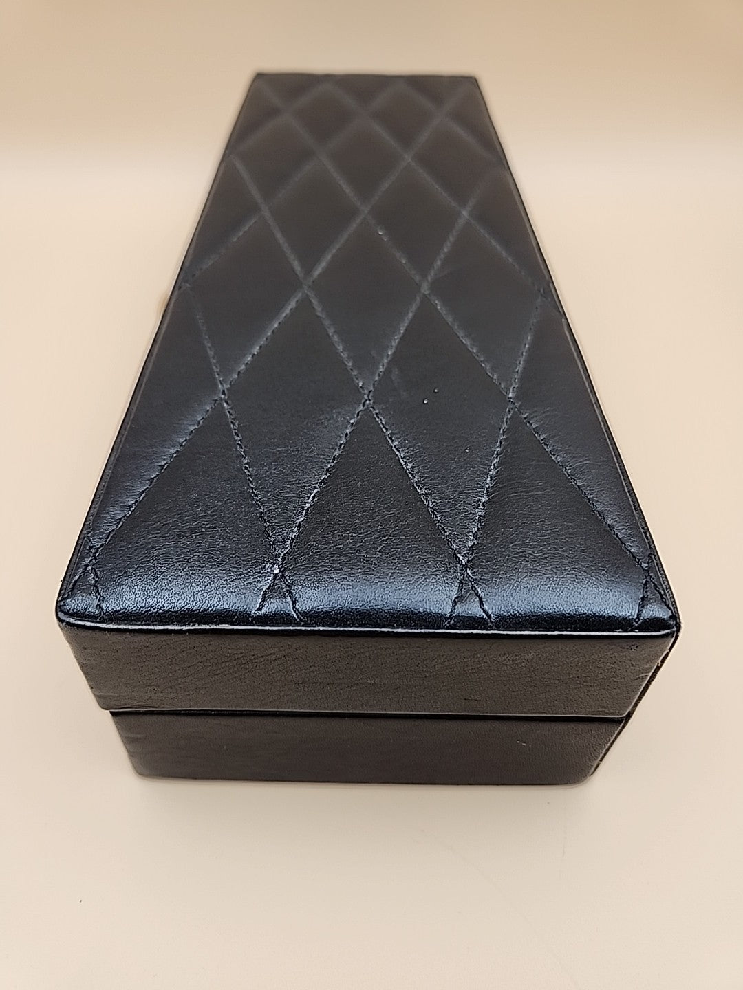 WOLF CAROLINE Black Vegan Leather/Ultra Suede Lined Watch And Jewelry Storage