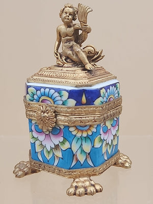 LIMOGES Peint A La Main #2559 Of 3400 Limited Edition Gilt Bronze Trinket Box