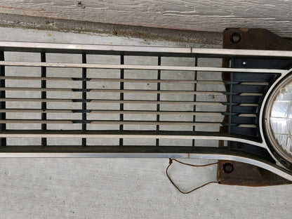 1970 DODGE POLARA Drivers Side Front Grill With Headlights As Is