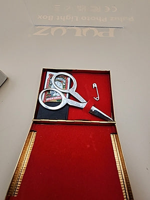 Antique Gold N Craft Gold/Silver Tone Sewing Kit With Decorative Scissors On Lid