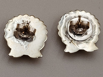 14 Kt Yellow Gold Scallop Sea Shell Earrings 3.75 Grams Total Weight