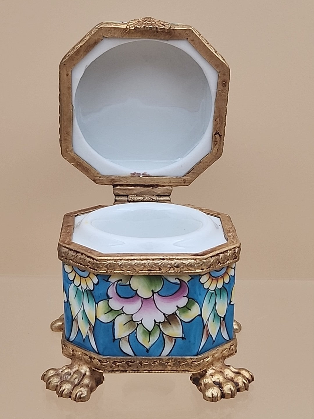 LIMOGES Peint A La Main #2559 Of 3400 Limited Edition Gilt Bronze Trinket Box