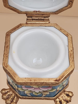 LIMOGES Peint A La Main #2559 Of 3400 Limited Edition Gilt Bronze Trinket Box