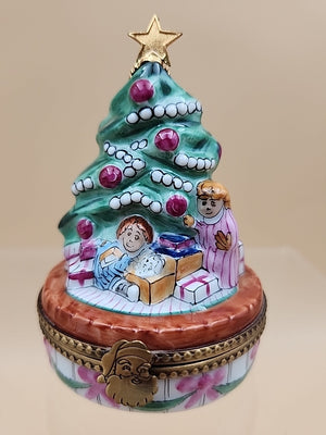 LIMOGES "Childrens Christmas Morning Joy" Hand Painted Limited Edition 338/1000