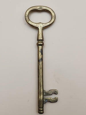 Brass Skeleton Keys Lot Of 6 With Holder