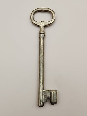 Brass Skeleton Keys Lot Of 6 With Holder