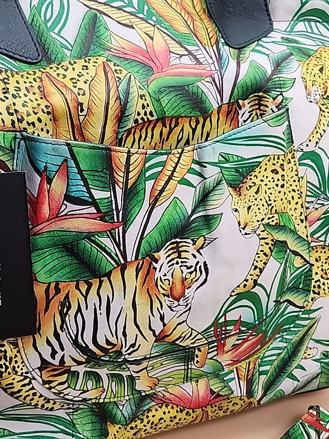 Sharif Hand Painted Jungle Tiger  Leather Hand Bag With  Detachable Crossbody