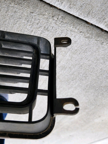 1970 DODGE POLARA Passenger Side Front Grill With Headlights As Is