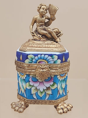 LIMOGES Peint A La Main #2559 Of 3400 Limited Edition Gilt Bronze Trinket Box