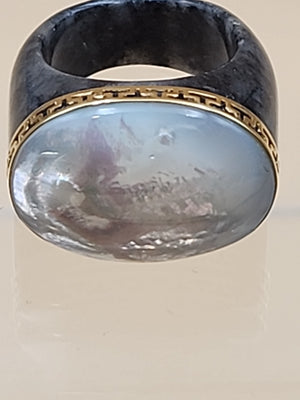 Vienesse Mother Of Pearl/14k Gold/Larkavite Stone Ring Size 8